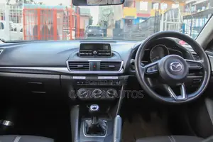 Mazda Axela 2018 White