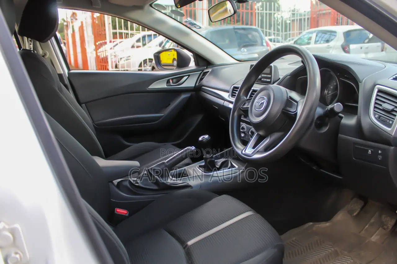 Mazda Axela 2018 White