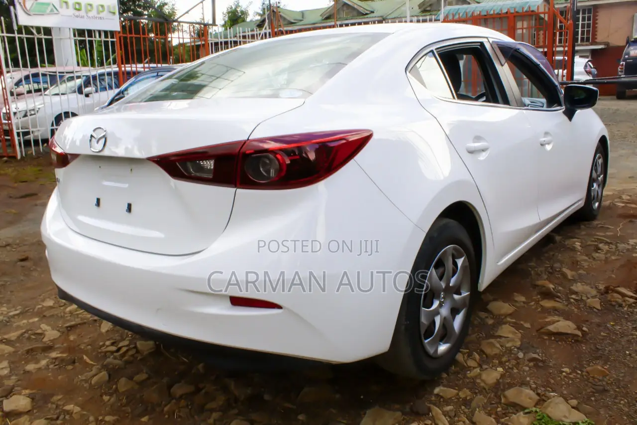 Mazda Axela 2018 White