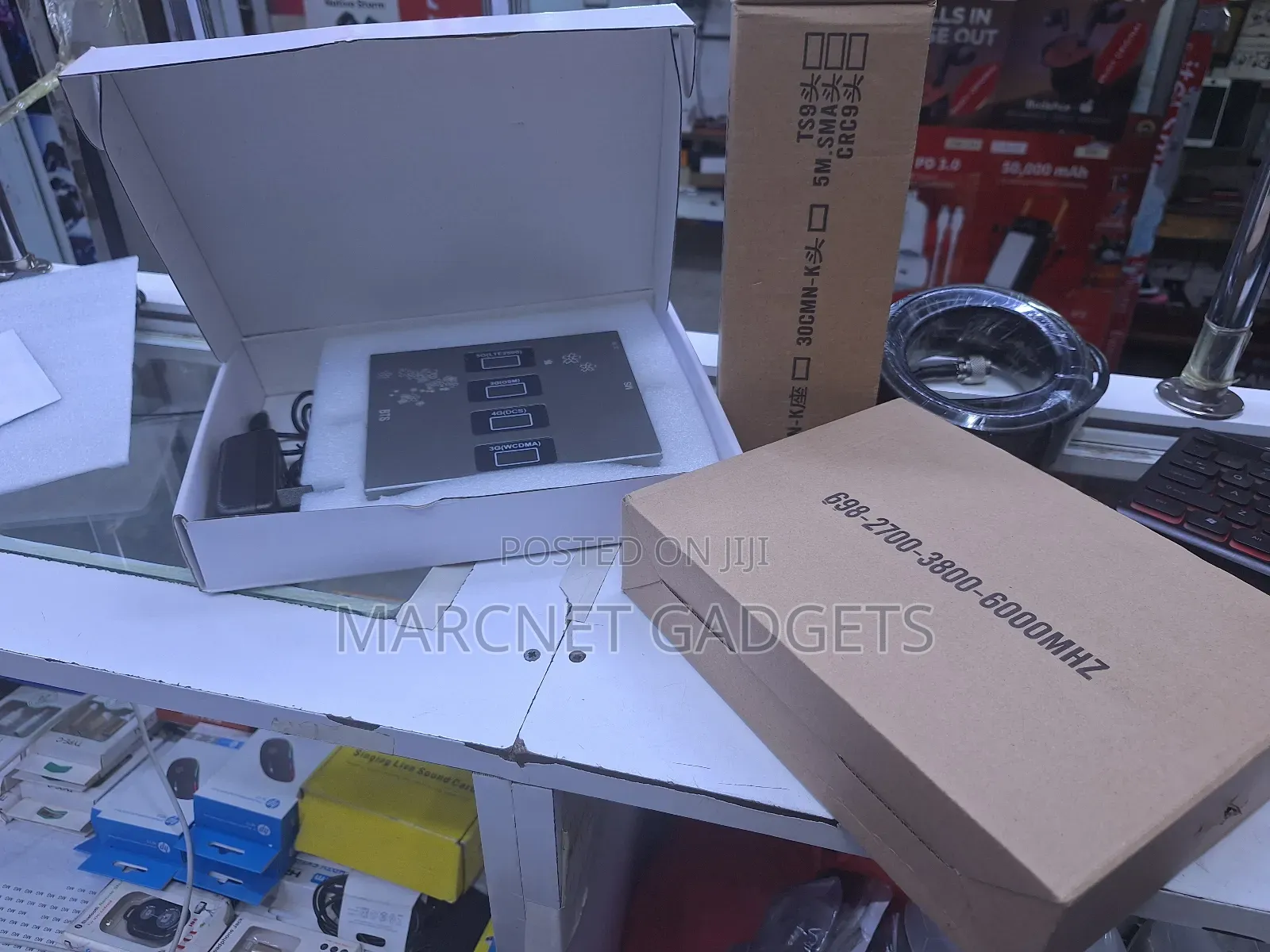 5g 4g 3g 2g Quad Band GSM Cell Signal Amplifier Booster Full Kit