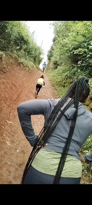 Lady Personal Group Outdoor Fitness Trainer