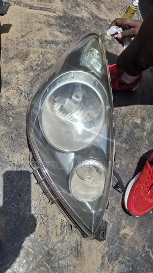 Nissan Note 2008 Headlight