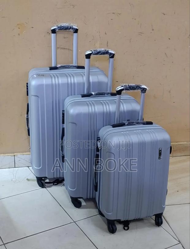 3 in 1 Luxurious Fibre Suitcase* - thumbnail 2