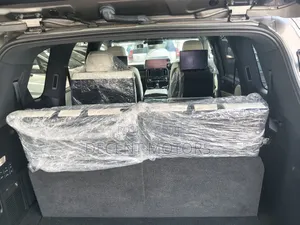 Lexus LX 600 2022 Gray