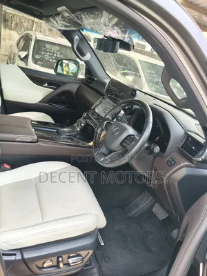 Lexus LX 600 2022 Gray