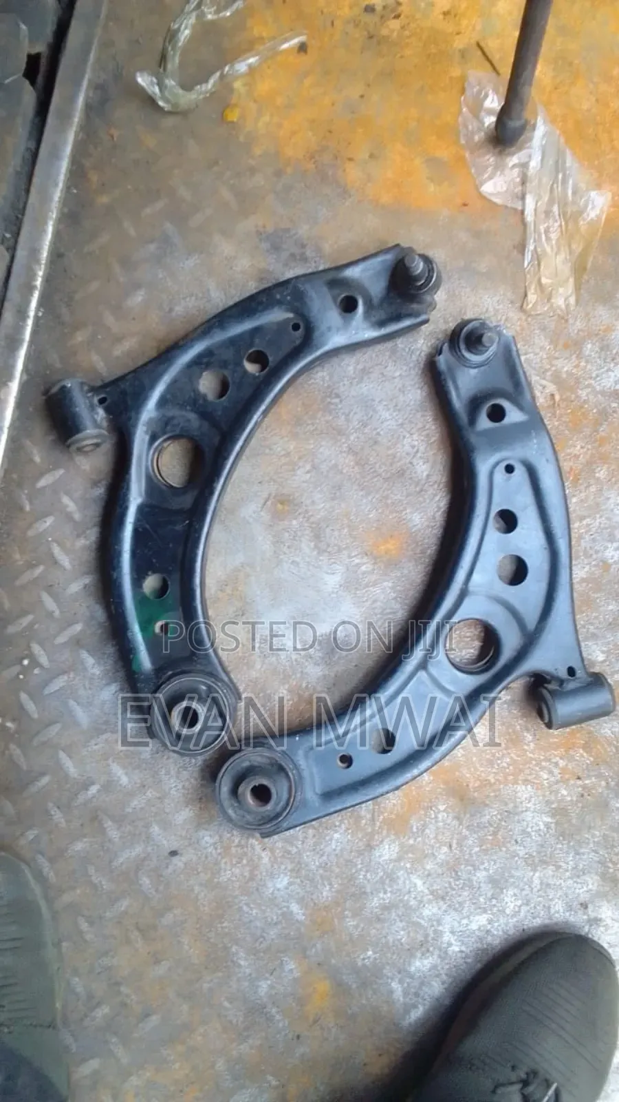 Toyota Passo Arm 2010