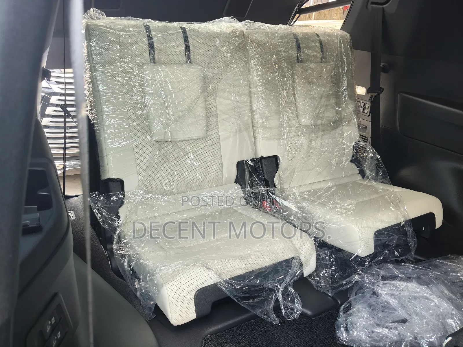 Lexus LX 600 2022 Gray