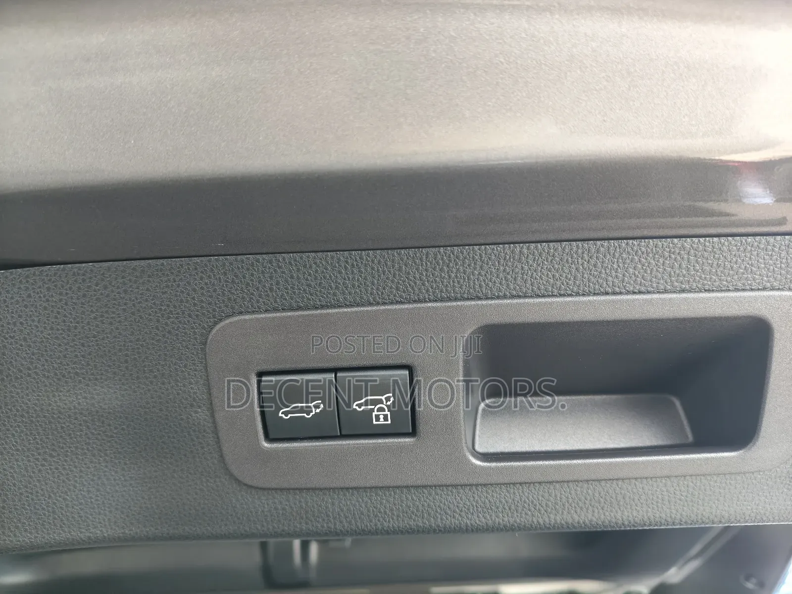 Lexus LX 600 2022 Gray