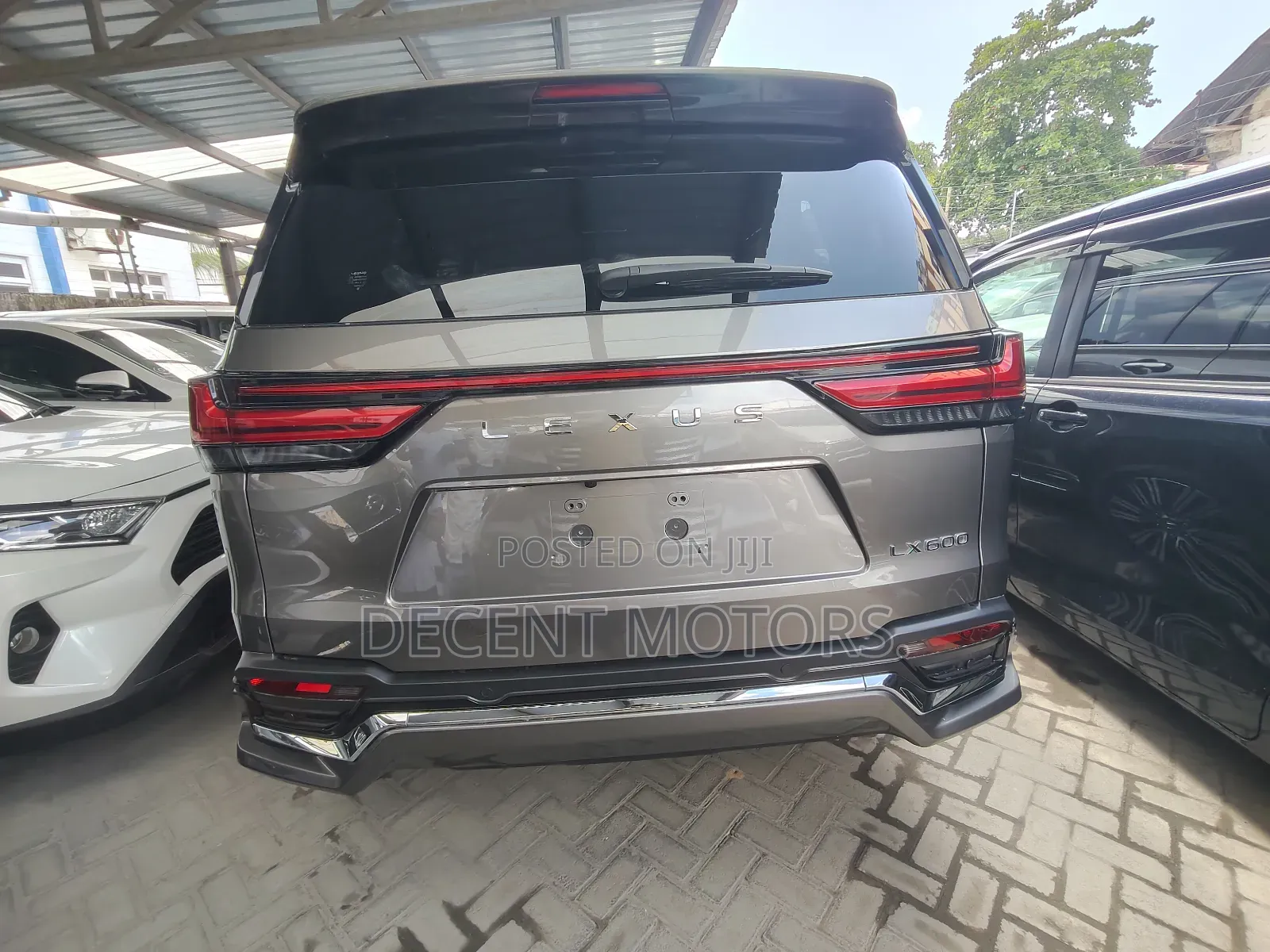 Lexus LX 600 2022 Gray