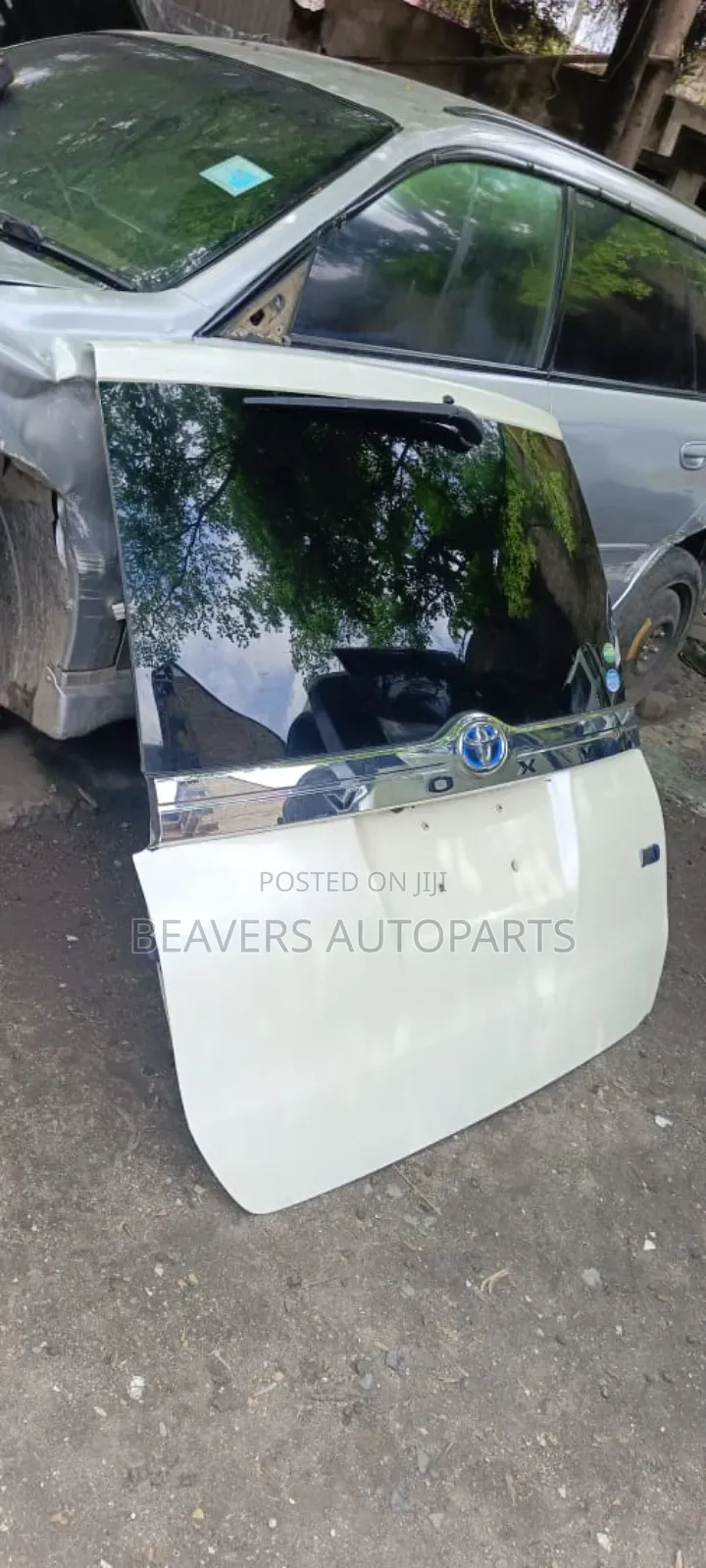 Toyota Voxy 2015-2018 Boot Tailgate