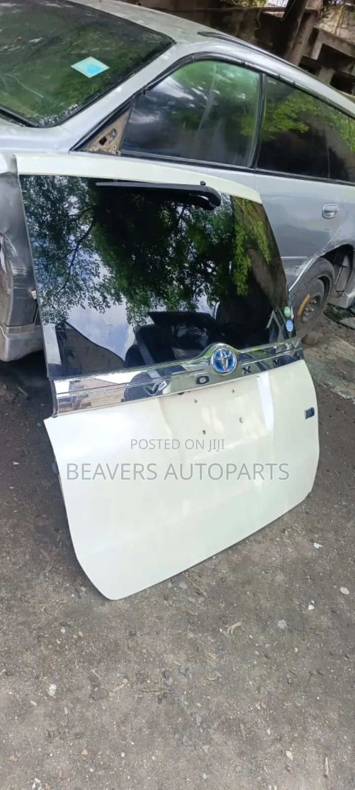 Toyota Voxy 2015-2018 Boot Tailgate