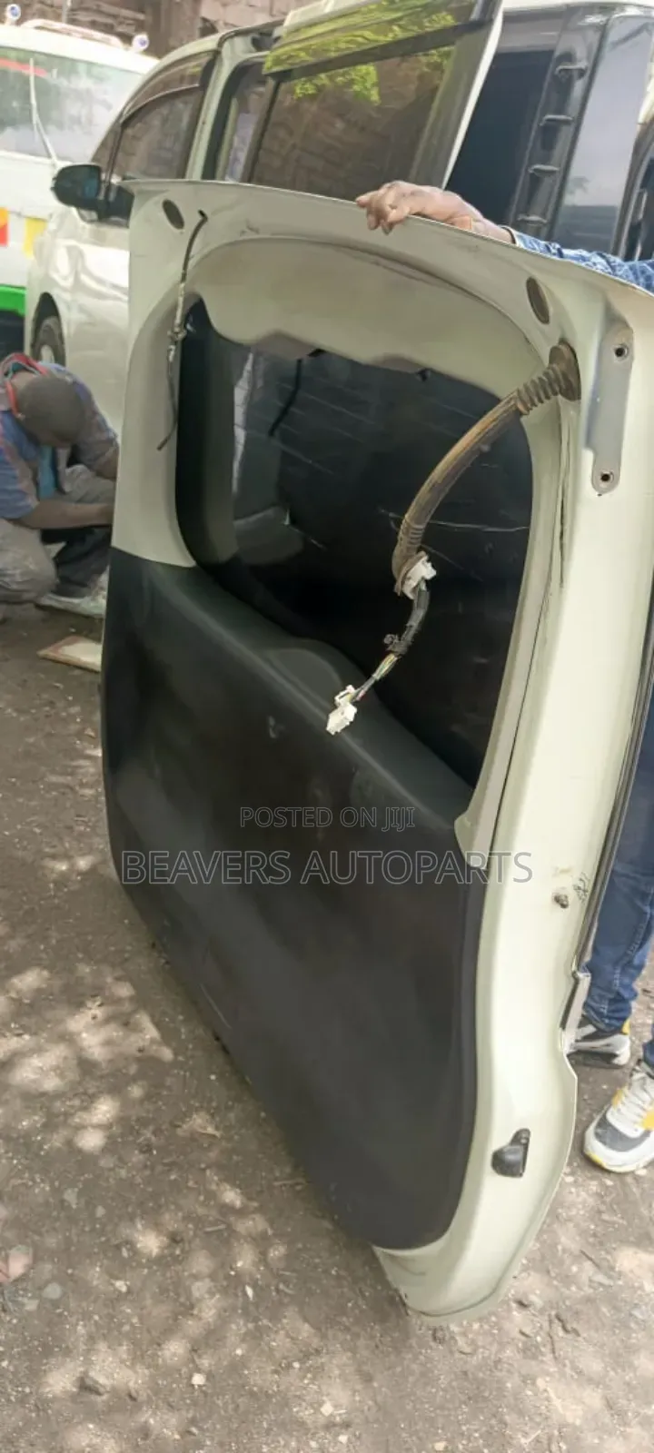 Toyota Voxy 2015-2018 Boot Tailgate