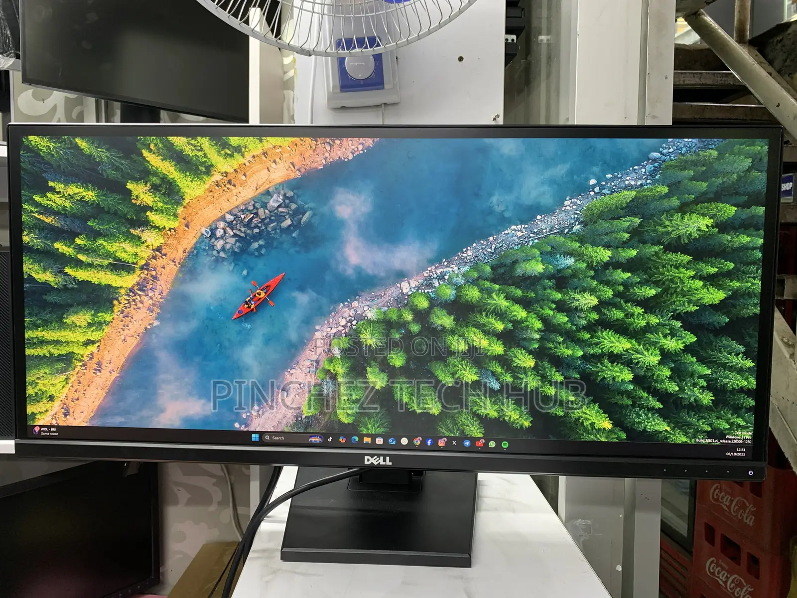 Dell U2913wm 29-Inch Ultra Wide