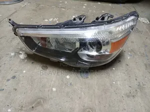 Mitsubishi RVR Headlight