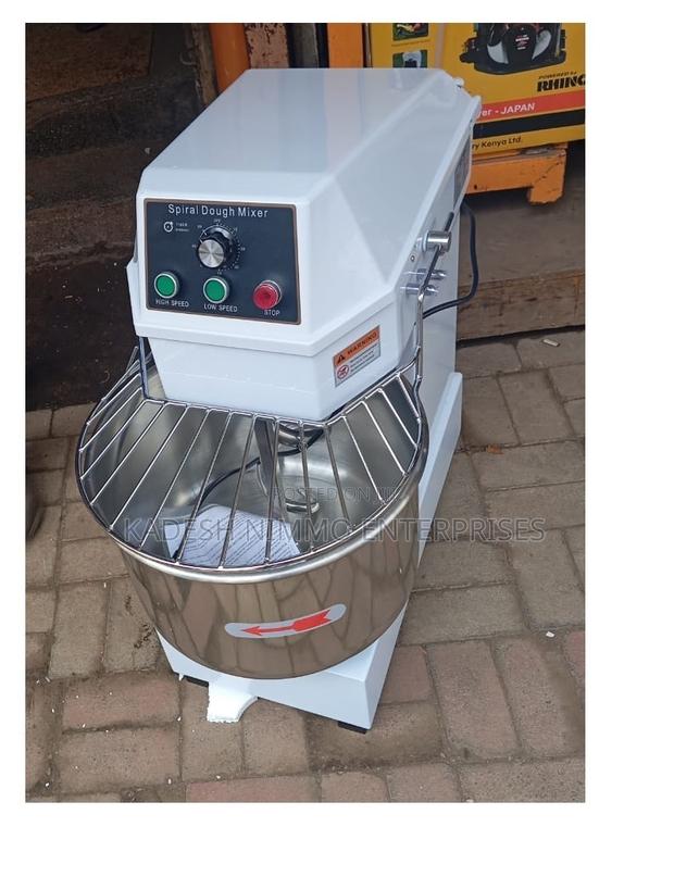 High-performance 34 Litres Spiral Mixer – Powerful Efficient - main view