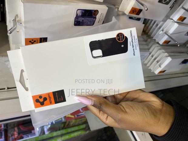 Munacc Spigen Enzo Aramid Magfit Case for iPhone 16 Pro Max - main view
