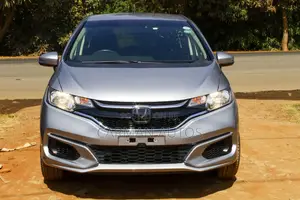 Honda Fit 2018 Silver