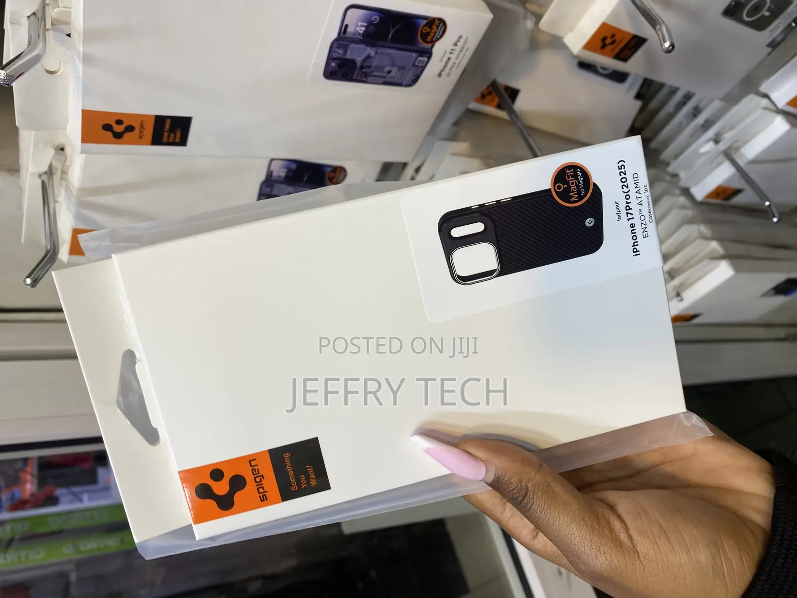 Athum Spigen Enzo Aramid T Magfit Case for iPhone 17 Pro (2025)