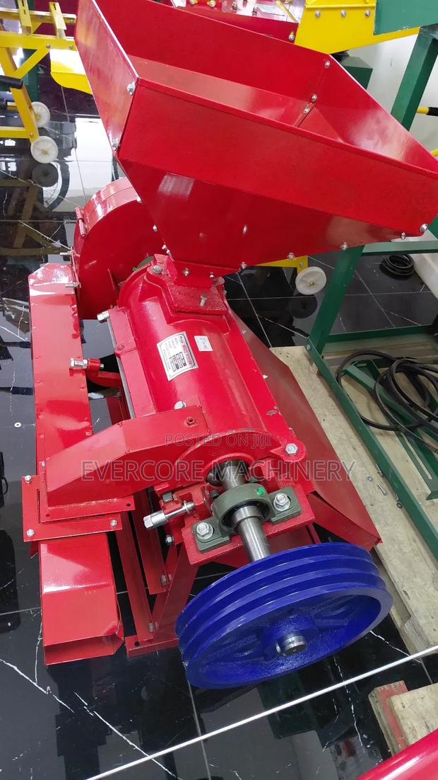 Heavy Duty Commercial Maize Huller Machine Upto 1500kg/Hr Capacity.