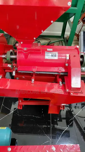 Heavy Duty Commercial Maize Huller Machine Upto 1500kg/Hr Capacity.