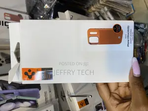 Fibera Spigen Enzo Aramid T Magfit Designed for iPhone 17 Pro