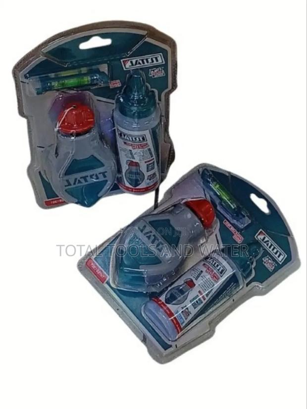 Hand Chalk Line - main view