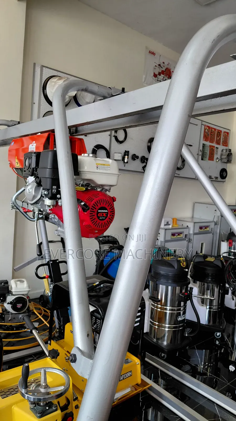 One Tonne 1000kg Concrete Hoist Iori Italian.
