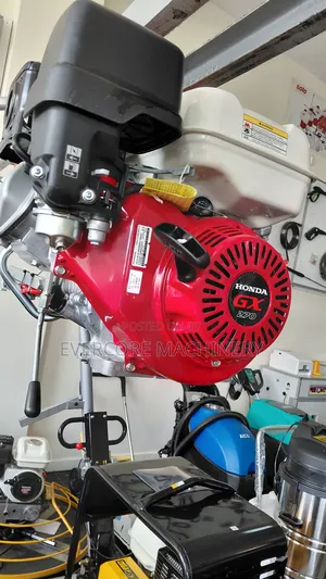 One Tonne 1000kg Concrete Hoist Iori Italian.