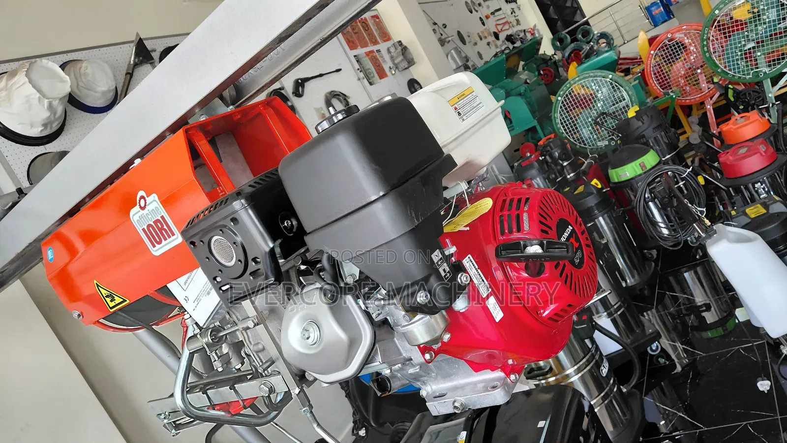 One Tonne 1000kg Concrete Hoist Iori Italian.