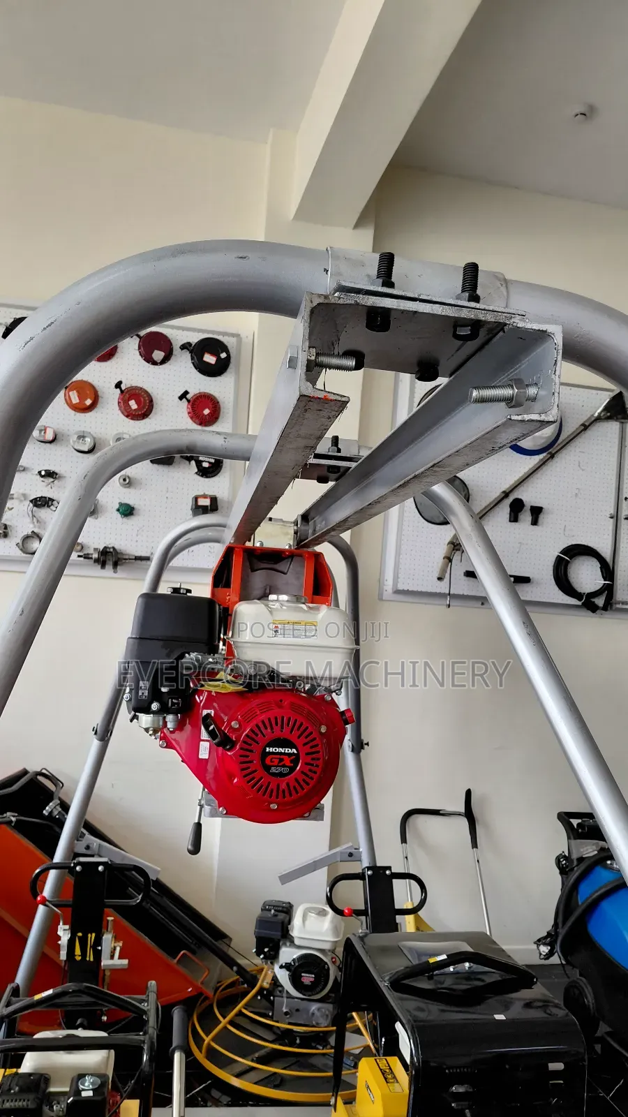 One Tonne 1000kg Concrete Hoist Iori Italian.