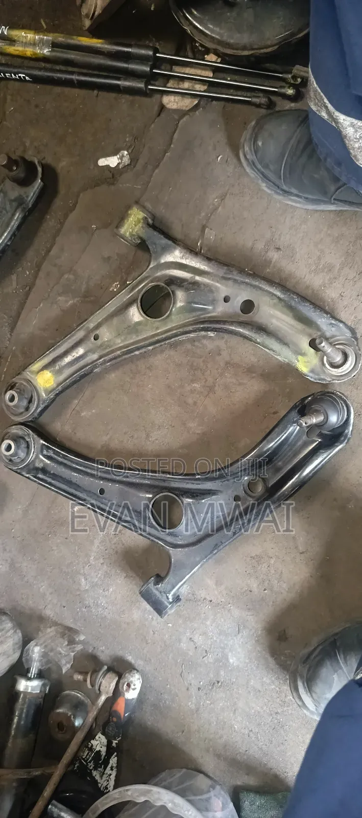 Toyota Probox Old Arm