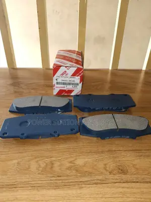 Brake Pads Front Landcruiser 100 Series
