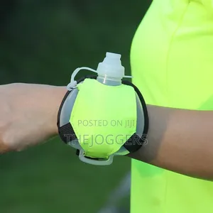 200ml Running Wrist Water Bottle Adjustable Strap (Green)