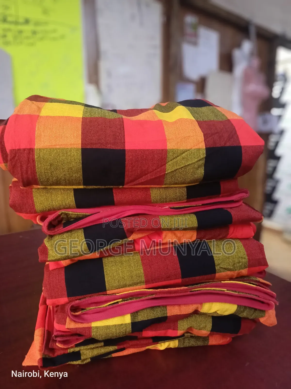 “High-Quality Maasai Fleece Blankets