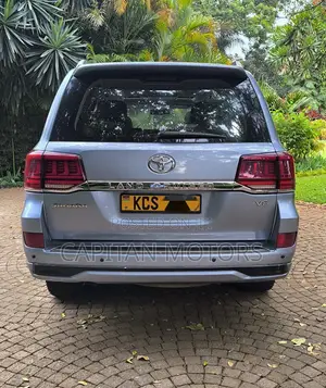 Toyota Land Cruiser 2012 Blue