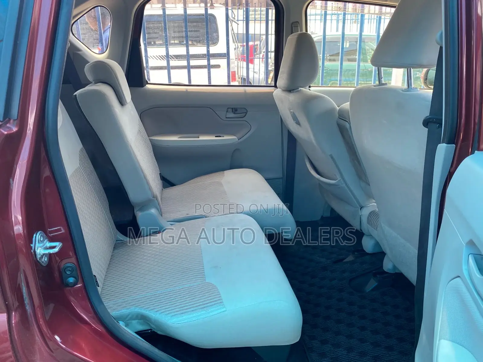 Daihatsu Move 2018 Red