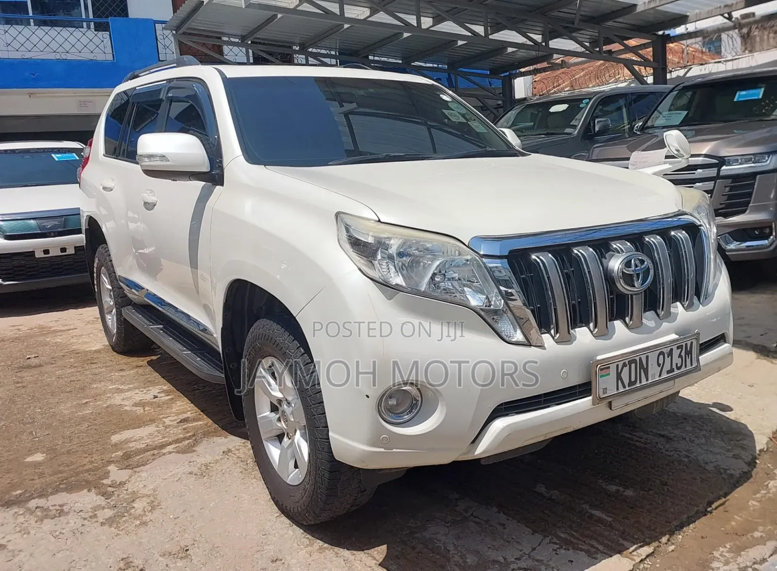 Toyota Land Cruiser Prado 2017 White