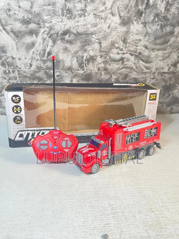Remote Controlled Firetruck - thumbnail 2