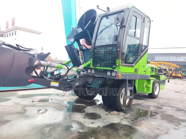 Self-Loading Concrete Mixer for Hire/ Carmix - main view