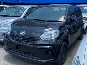 Toyota Passo 2018 Black