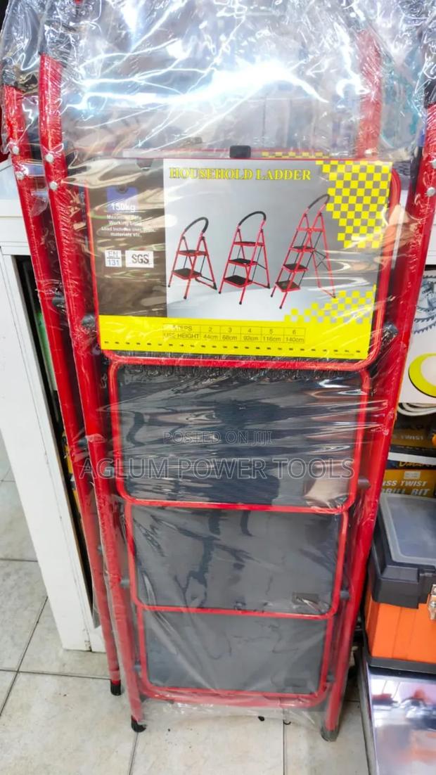 A Shaped Ladder 4 Step Fiber Glass