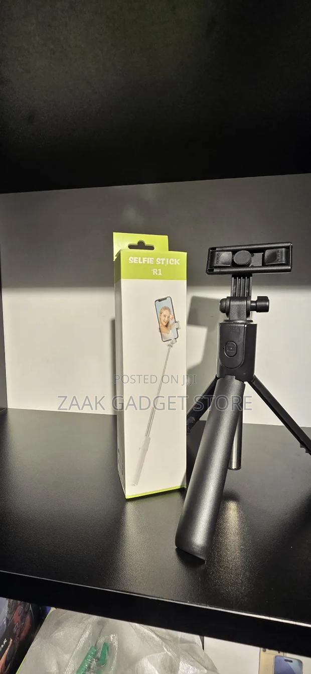 R1 Multi-Functional Selfie Stick Tripod – Bluetooth Remote - thumbnail 3