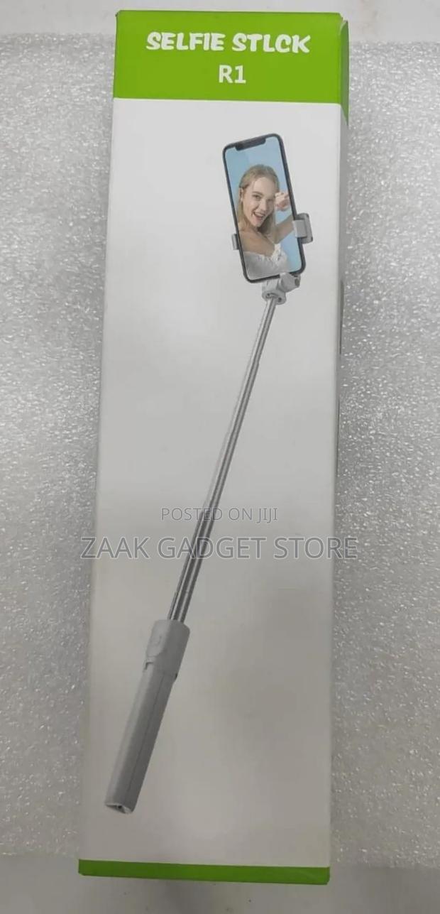 R1 Multi-Functional Selfie Stick Tripod – Bluetooth Remote - thumbnail 5