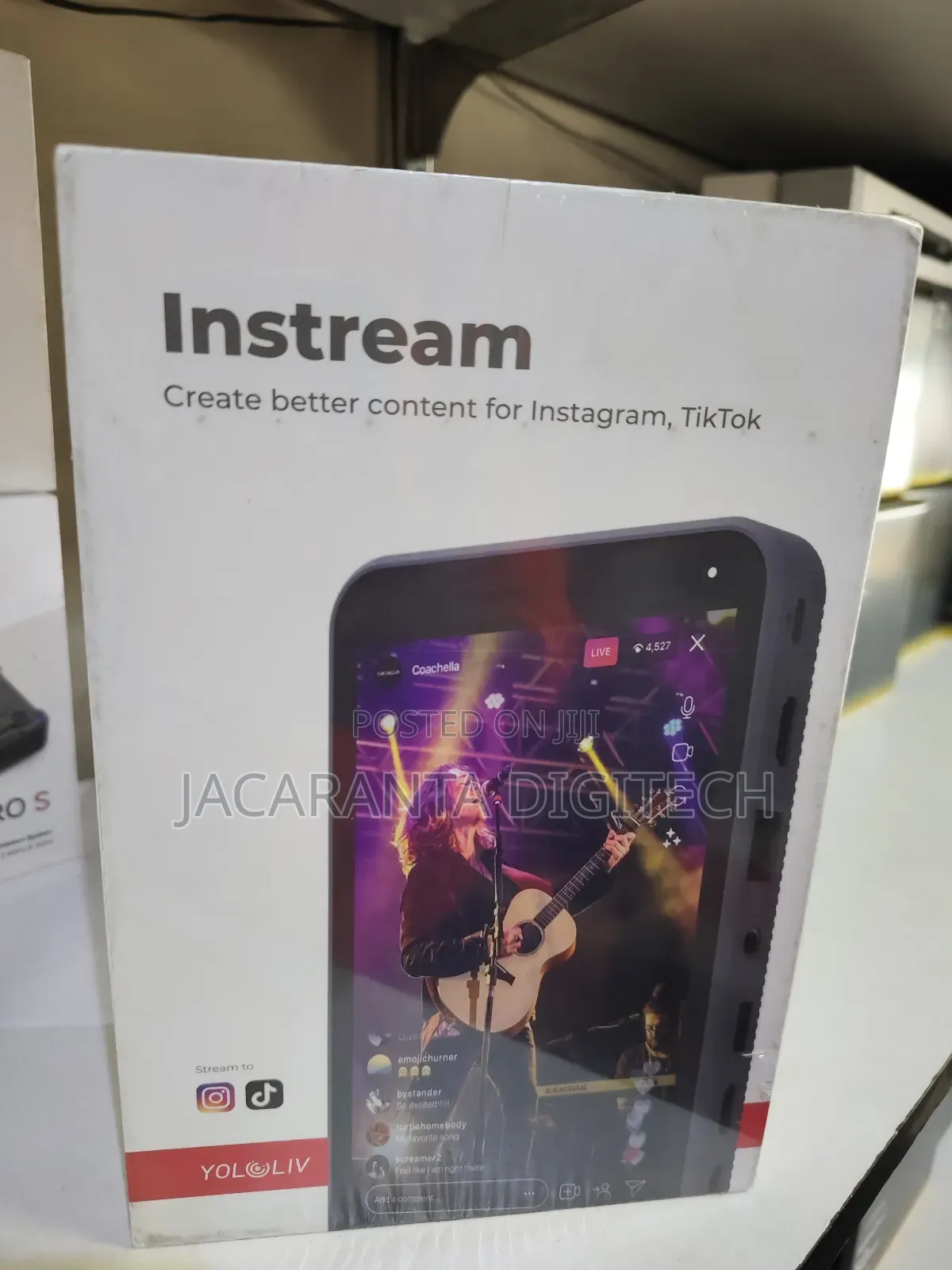 Yololiv Instream Vertical Live Streaming Encoder and Monitor