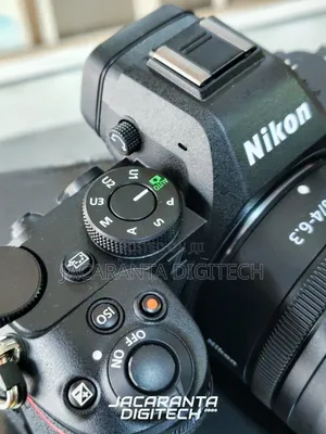 Nikon Z5 Il Mirrorless Camera With 24-200mm F/4-6.3 Lens