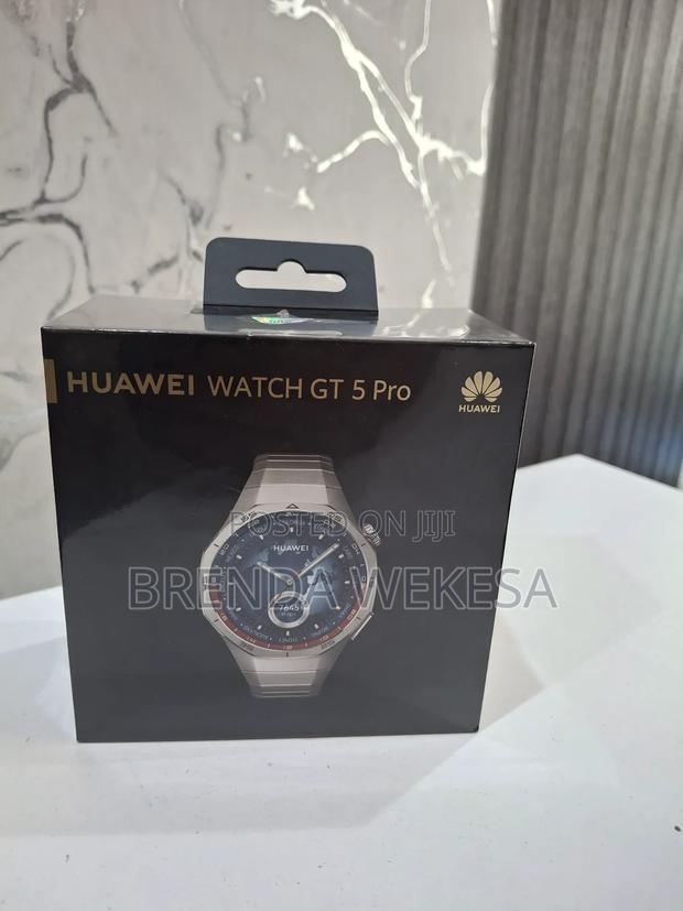 Huawei Watch Gt 5 Pro - main view