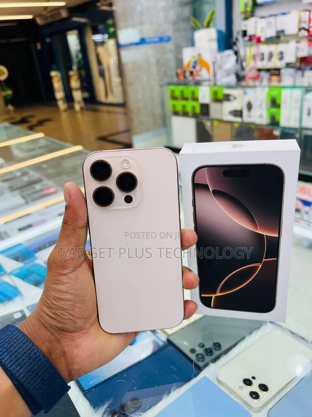 Apple iPhone 16 Pro 256 GB Black - thumbnail 4