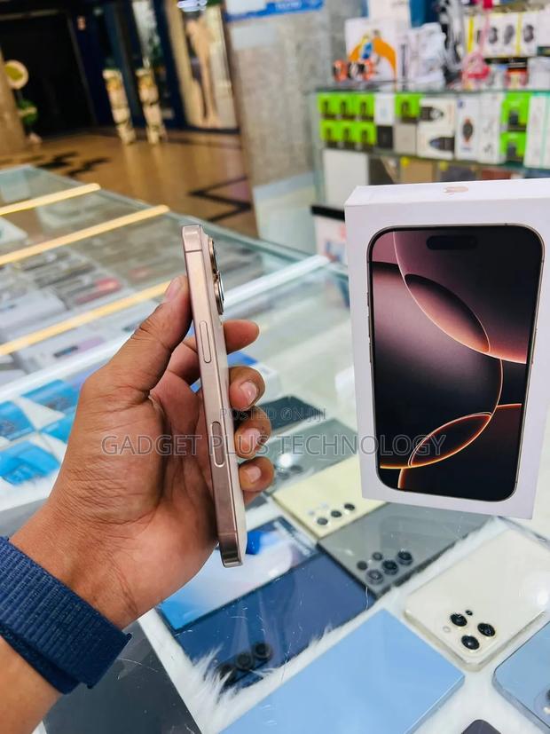 Apple iPhone 16 Pro 256 GB Black - thumbnail 6