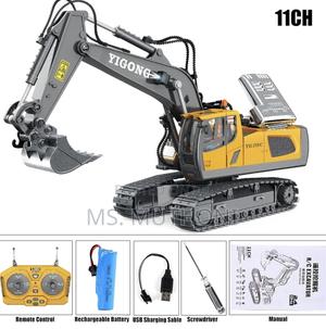 Rechargeable Remote Control Excavator Toy for Boys - thumbnail 2