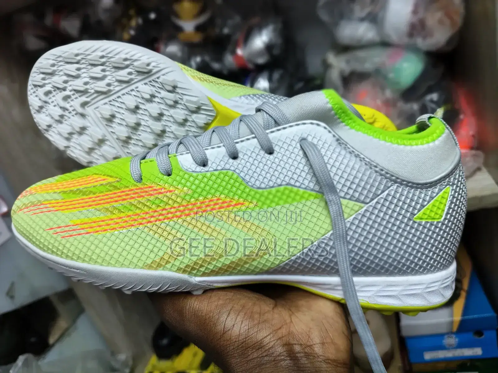 Size 36,37 Football Trainers,Kids Boots